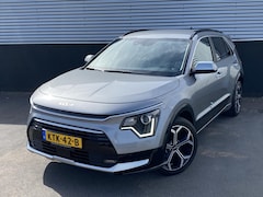 Kia Niro - 1.6 GDi Hybrid DynamicLine Parkeersensoren, navigatie, 18" LMV, Apple CarPlay/Android Auto