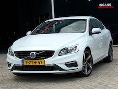 Volvo S60 - 1.6 T3 R-Design AUTOMAAT MEMORY/LEDER/NAVI/PDC | KEURIGE AUTO