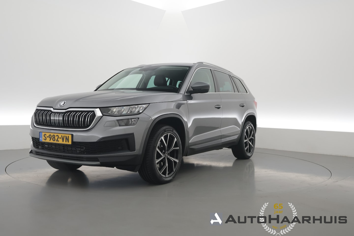 Skoda Kodiaq - 1.5 TSI Business Edition 7p. | Rijklaar! | Adapt. Cruise | Camera | Keyless | Stoel- Stuur - AutoWereld.nl