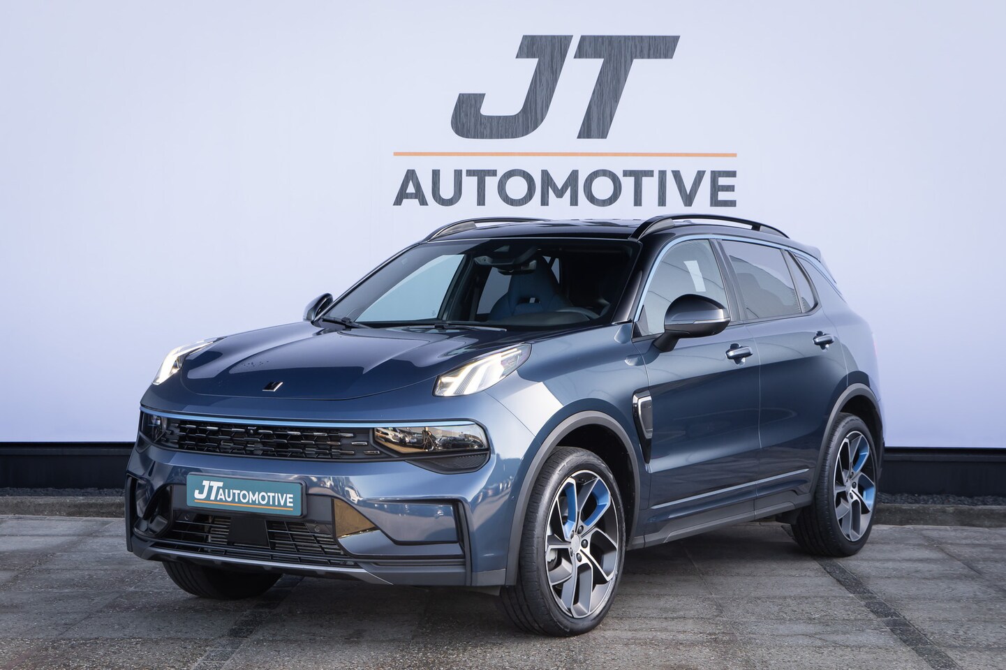 Lynk & Co 01 - 1.5 NlAuto plug in hybe Panoramadak | Memory stoel | Elektrische kofferbak | 360Camera | A - AutoWereld.nl