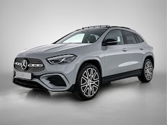 Mercedes-Benz GLA-Klasse - 250 e 140 Year Edition | Plus pakket | Parkeerpakket | Nightpakket | Panoramaschuifdak | |