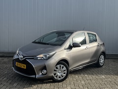 Toyota Yaris - 1.5 Hybrid Aspiration Clima Cruise Dealer onderhouden
