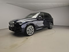 BMW X5 - 40d xDrive | M-Sportpakket | HUD | Active cruise | Trekhaak | Panoramadak | Comfortzetels