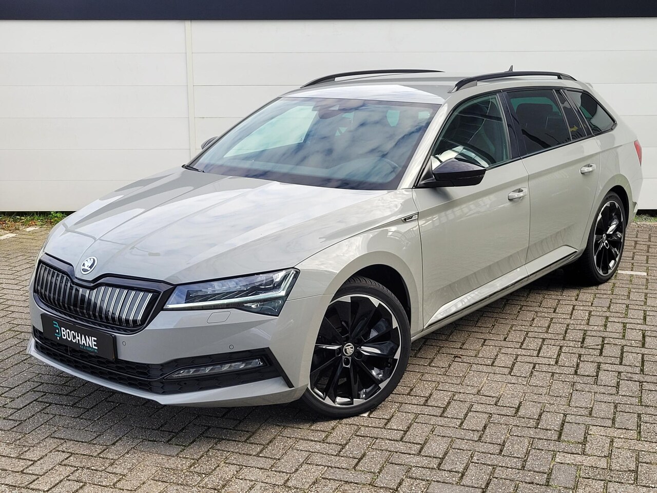 Skoda Superb Combi - 1.4 TSI iV Sportline Business | Virtual Cockpit | Trekhaak | Winter Pack - AutoWereld.nl