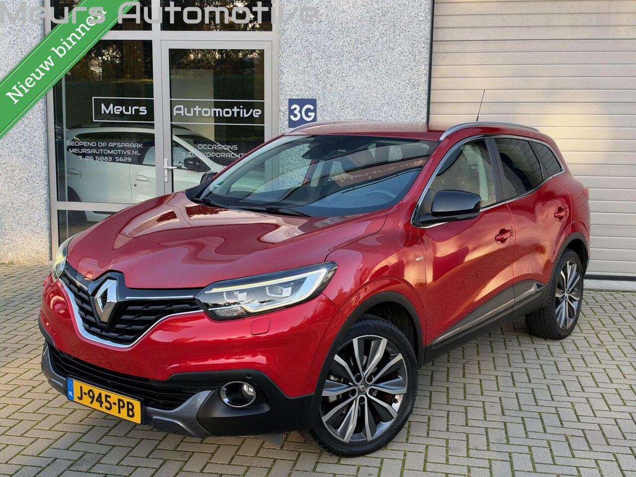 Renault Kadjar - 1.2 TCe Bose Trekhaak/Stoelverwarming/LED/Navi/Winterpack/1500 kg trekgewicht - AutoWereld.nl