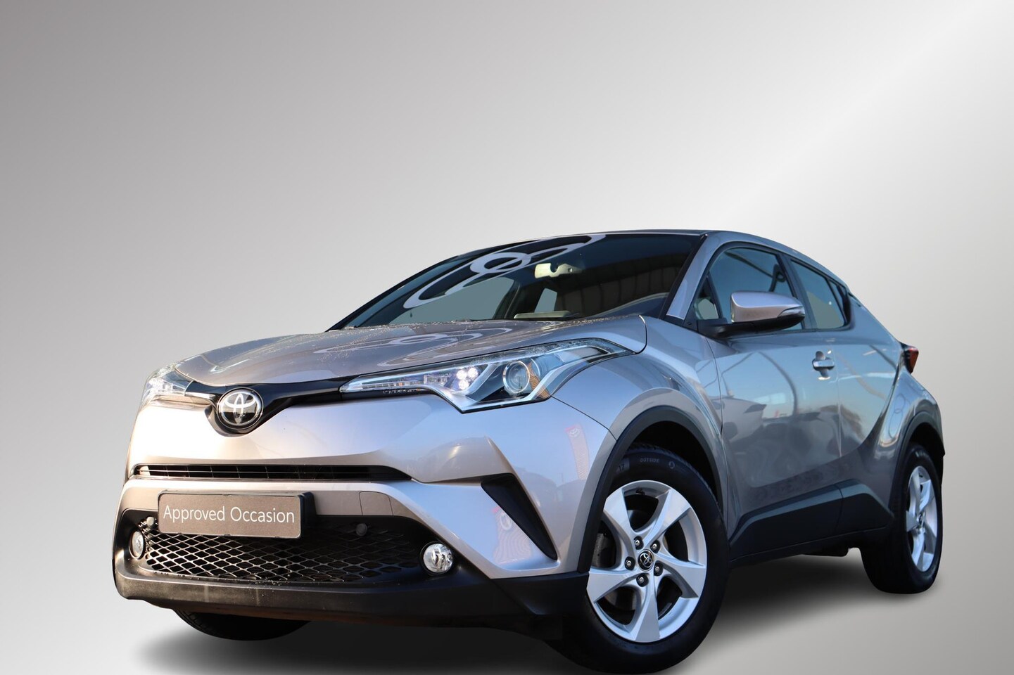 Toyota C-HR - 1.2 Dynamic 1.2 Dynamic, Navi, Parkeercamera, LM Velgen, Climate control. - AutoWereld.nl