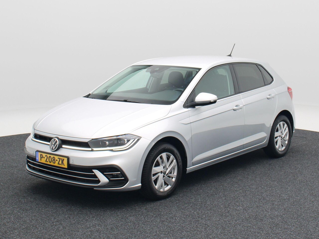 Volkswagen Polo - 1.0 TSi Automaat Life Business | Full LED | Stoelverwarming | Camera | Adaptive Cruise | N - AutoWereld.nl
