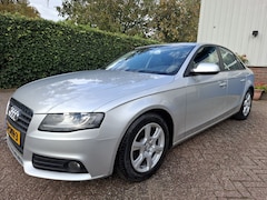 Audi A4 Limousine - 2.0 TDIe Business Edition 136PK