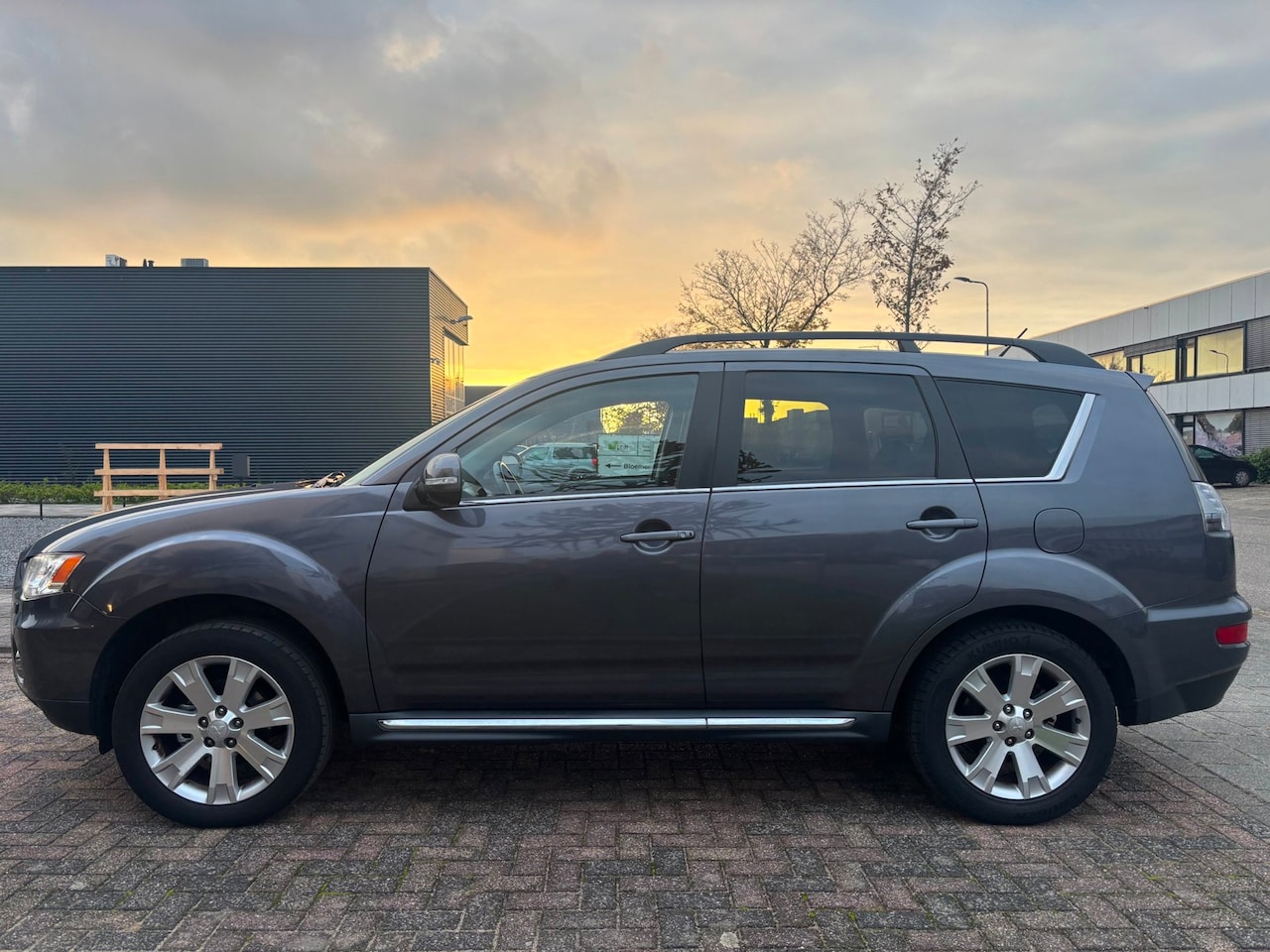 Mitsubishi Outlander - 2.0 Edition Two Automaat - AutoWereld.nl