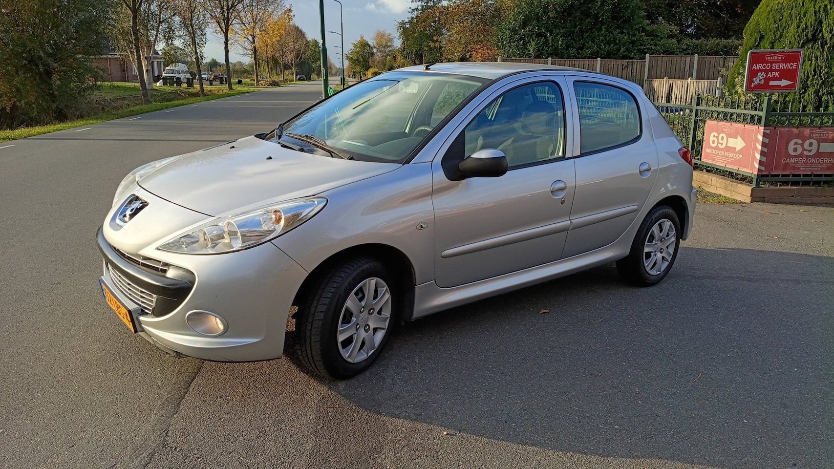 Peugeot 206 - 1.4 XS 55680 kilometers met N.A.P - AutoWereld.nl