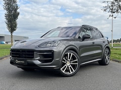 Porsche Cayenne - 3.0 E-Hybrid | Luchtvering | Sport-Uitlaat | Trekhaak | Sport-Design-Zwart | GT-Sportstuur
