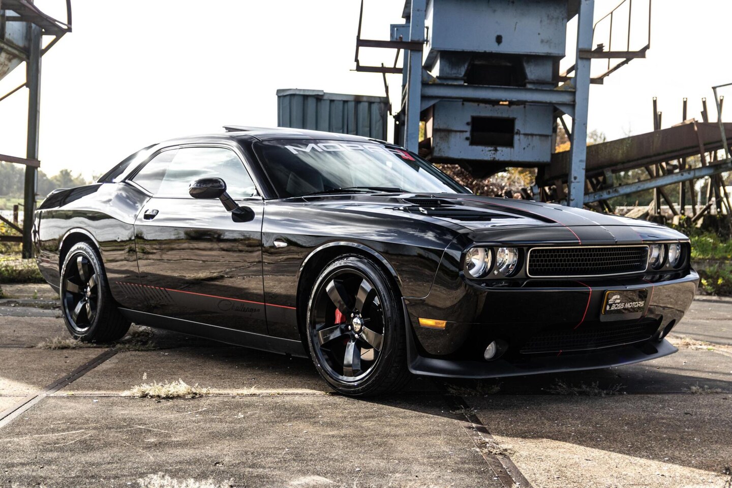 Dodge Challenger - SRT 8 475 PK 138dkm Charger Camaro - AutoWereld.nl