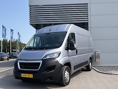 Peugeot Boxer - 330 2.2 BlueHDi 140 L2H2 Premium | Trekhaak | Achteruitrijcamera | Navigatie |