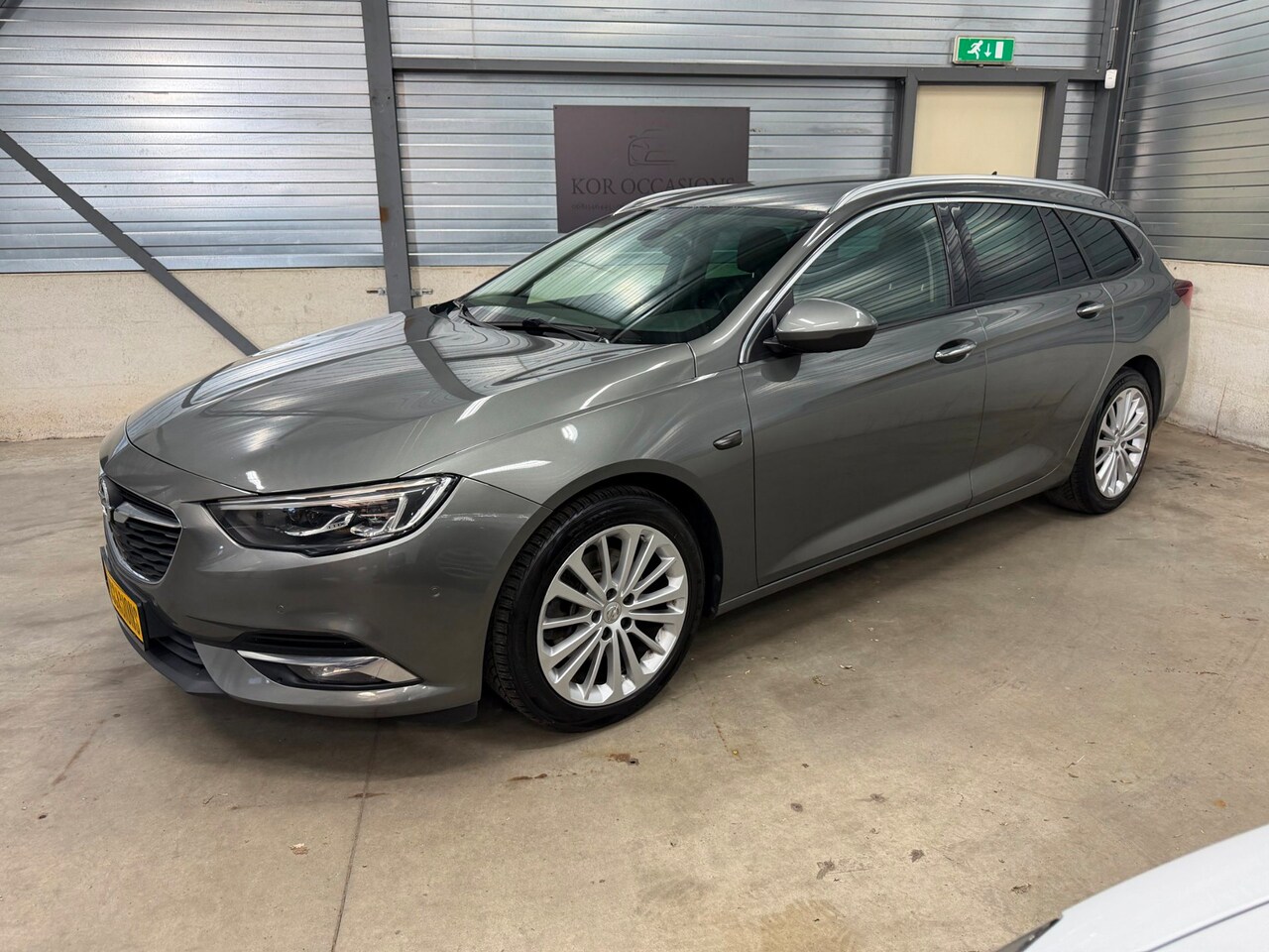 Opel Insignia Sports Tourer - 1.6 Turbo Innovation 1ste eigenaar - AutoWereld.nl