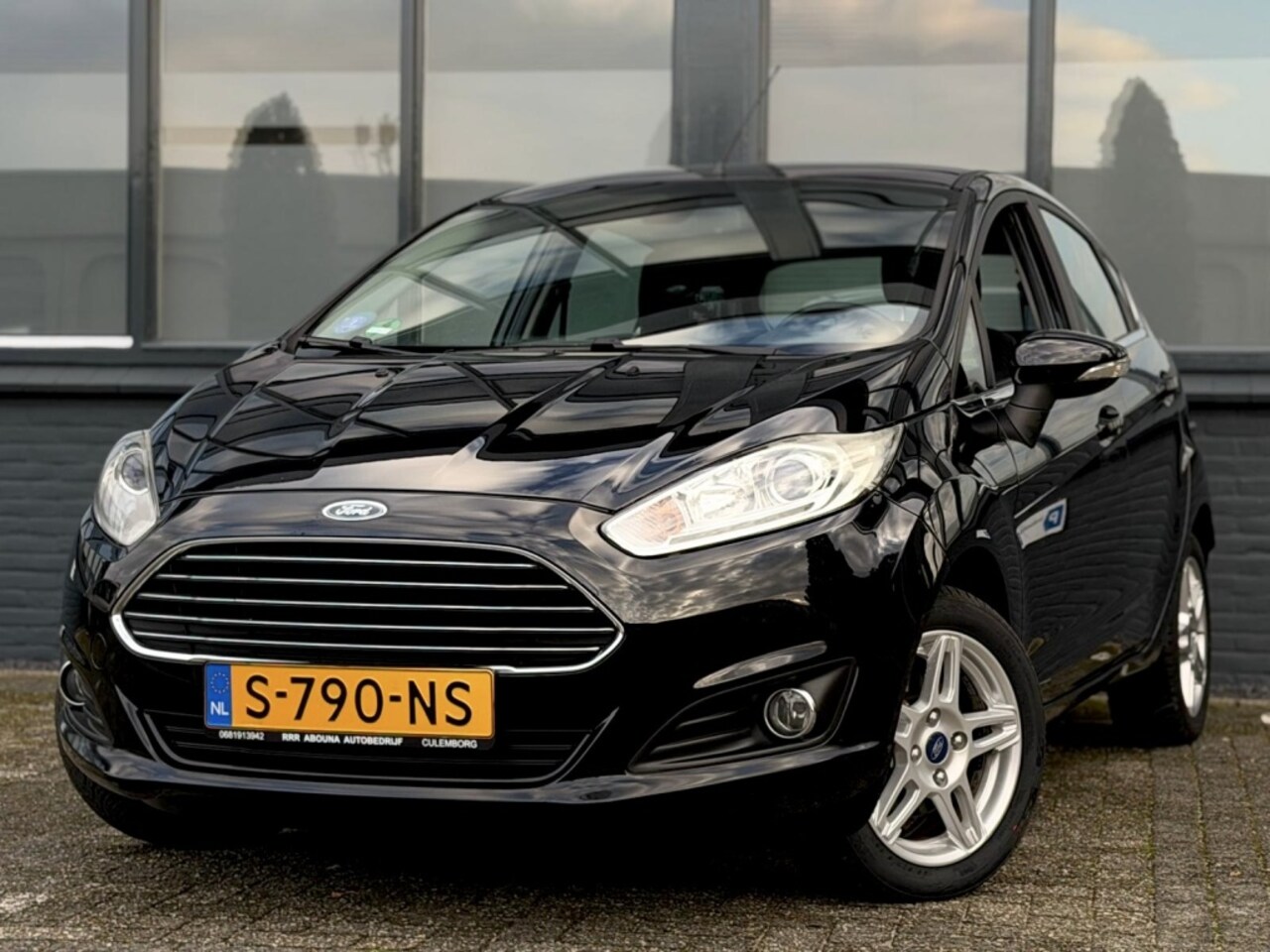 Ford Fiesta - 1.0 Titanium |AIRCO |NIEUWE APK |STUURBKR - AutoWereld.nl