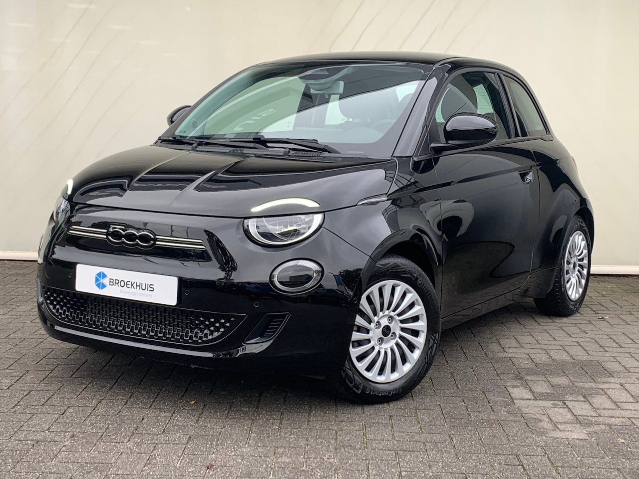 Fiat 500e - Lim. 500 e Lim. 42KWH Airco | Camera | Cruise Control | DAB | Dode Hoek | Keyless | Navi | - AutoWereld.nl