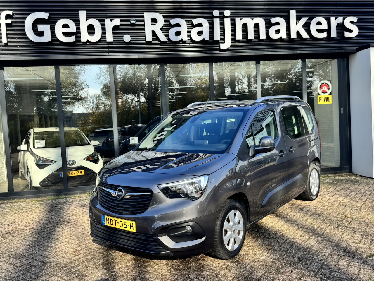 Opel Combo Tour - 1.2 Turbo L1H1 Edition*Navi*ECC* - AutoWereld.nl