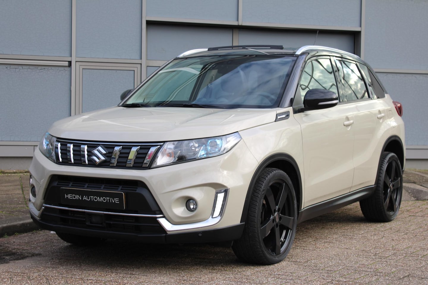Suzuki Vitara - 1.4 Boosterjet Stijl | Schuif / kanteldak | Adapt. Cruise | Navigatie | Camera | Stoelverw - AutoWereld.nl