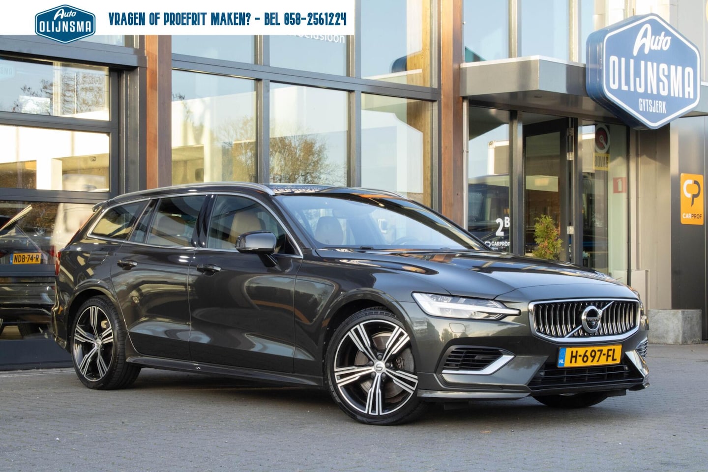 Volvo V60 - 2.0 T8 Twin Engine AWD Inscription|Stoelventilatieverwarming voor+achter|360 Camera|Harman - AutoWereld.nl