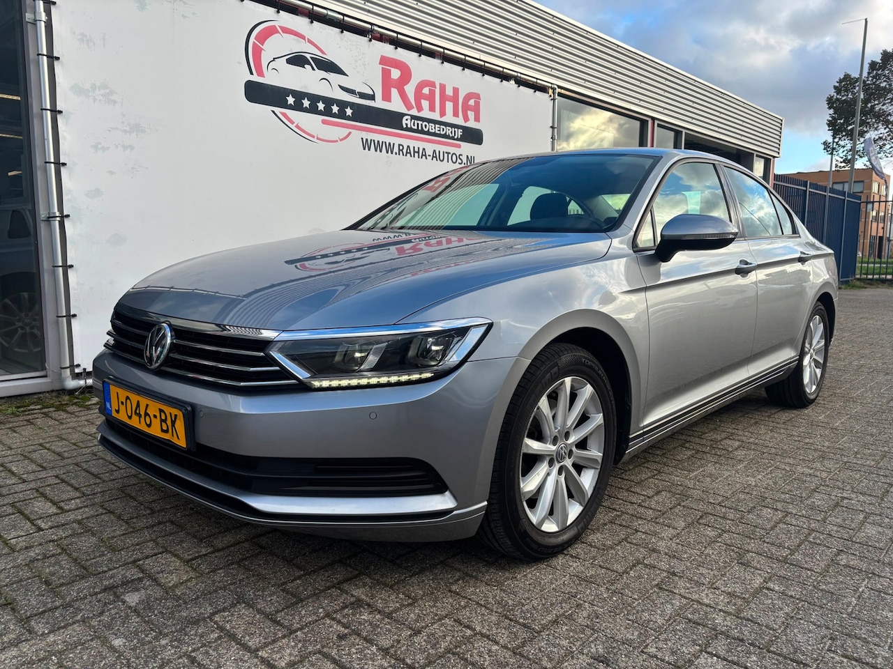 Volkswagen Passat - 1.4 TSI Comfortline Business 1.4 TSI Comfortline Business - AutoWereld.nl