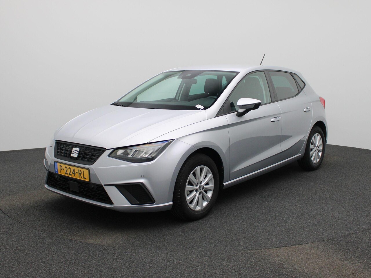 SEAT Ibiza - 1.0 EcoTSI Style Business Intense | WORDT VERWACHT | STOELVERWARMING | PARKEERSENSOREN VOO - AutoWereld.nl