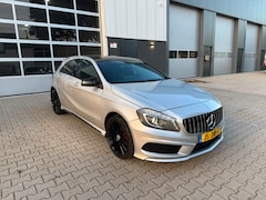 Mercedes-Benz A-klasse - 180 Prestige AMG Full Options Leder CarPlay Stoelverwarming Xenon Led