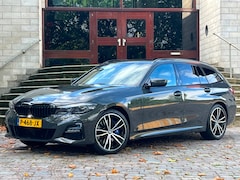 BMW 3-serie Touring - 330e M-Sport | Individual | Panoramadak | HiFi System | Trekhaak | Comfort Access | Carbon