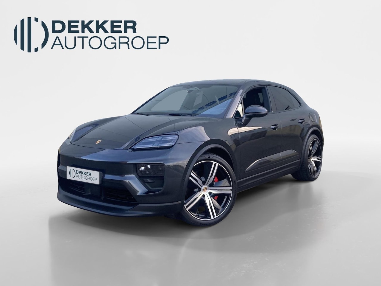 Porsche Macan - 4S Elektrisch - Sport Chrono - BOSE Audio - Panoramadak - Headup Display - 22inch LM velge - AutoWereld.nl