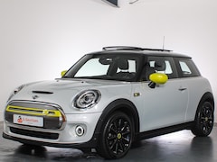 MINI Electric - Charged 33 kWh Panoramadak, Volleder, Apple Carplay/Android Auto,