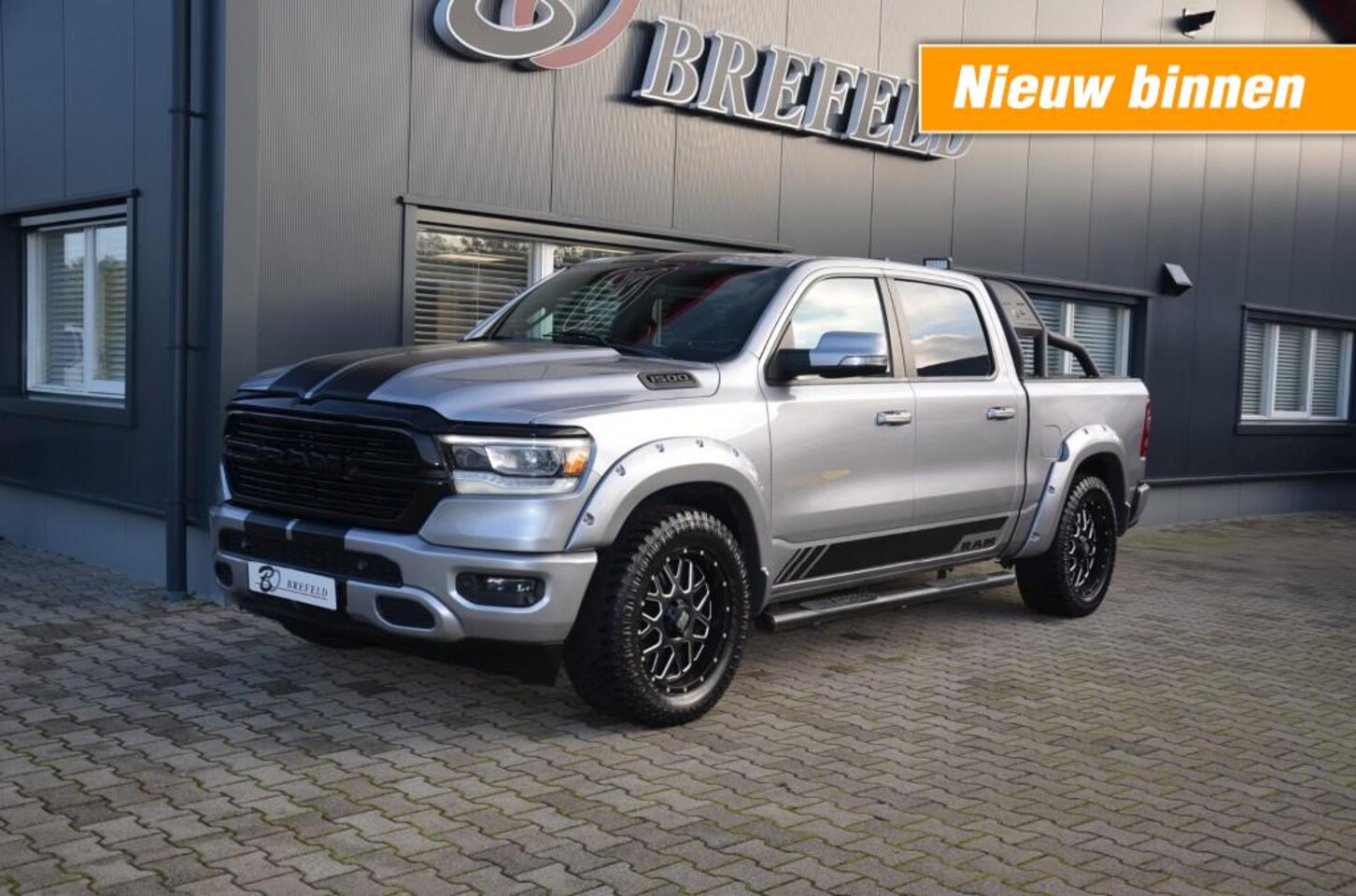 Dodge Ram 1500 - Ram 1500 5.7 Autm Hemi  400pk Big Horn 4x4 - AutoWereld.nl