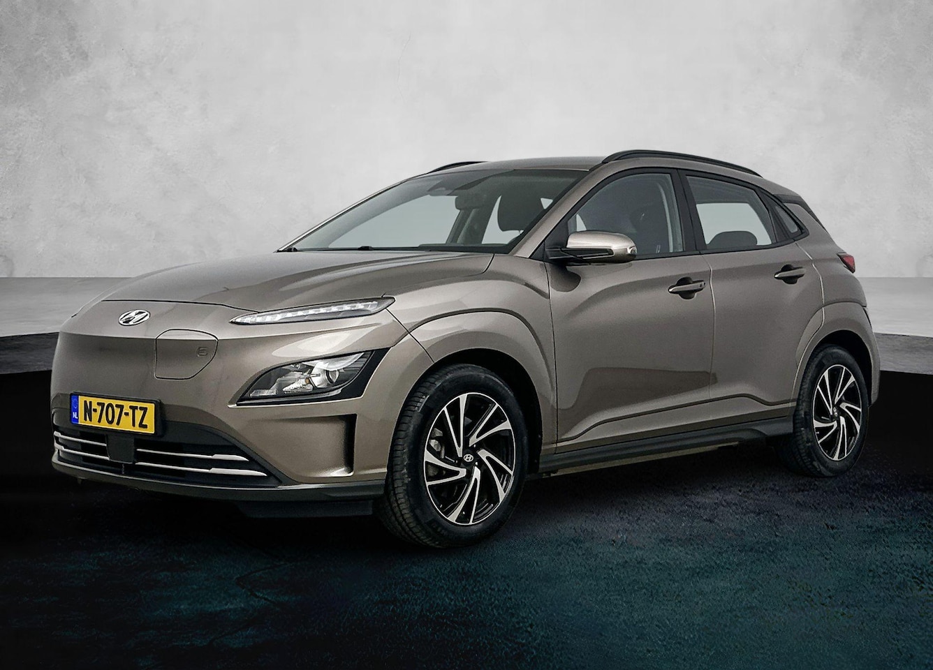 Hyundai Kona Electric - EV Comfort 64 kWh | Navigatie | Camera | CarPlay - AutoWereld.nl