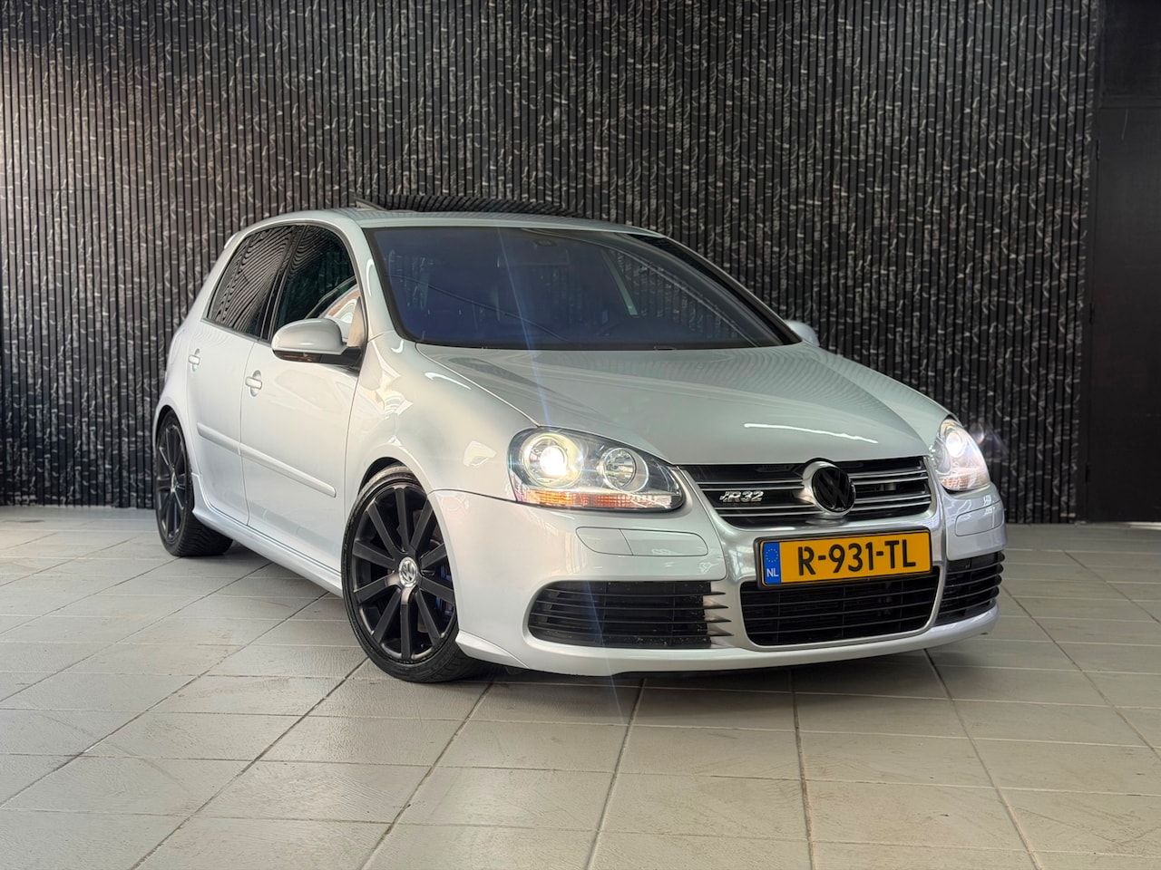 Volkswagen Golf - 3.2 R32 zeer netjes - AutoWereld.nl