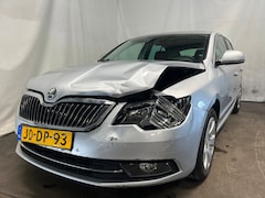Skoda Superb - 1.4 TSI Ambition Business - Voorschade koelvloeistof lek - BPM