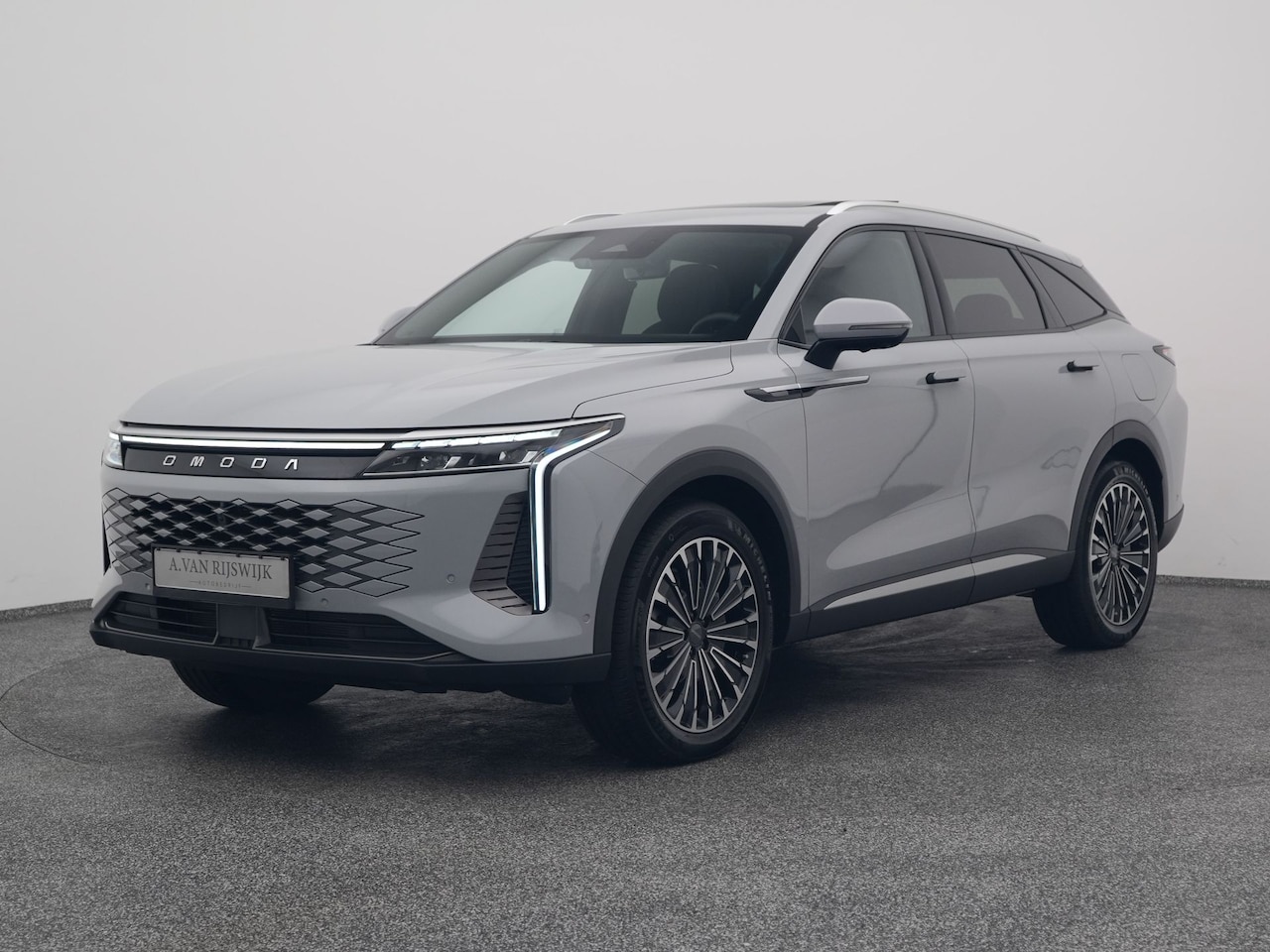 Omoda 9 - 1.5T-GDi SHS-P Premium NEW | PANO | 360° | HUD | SONY | ADAPTIVE | STOELVENT. | STOELMASSA - AutoWereld.nl