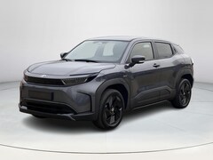 Toyota Urban Cruiser - Dynamic 61 kWh | Nieuwe auto | Direct uit voorraad leverbaar |