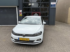 Volkswagen Polo - 1.0 TSI Comfortline / Airco/ Navigatie/ Cruise/ Apple carplay/ LED