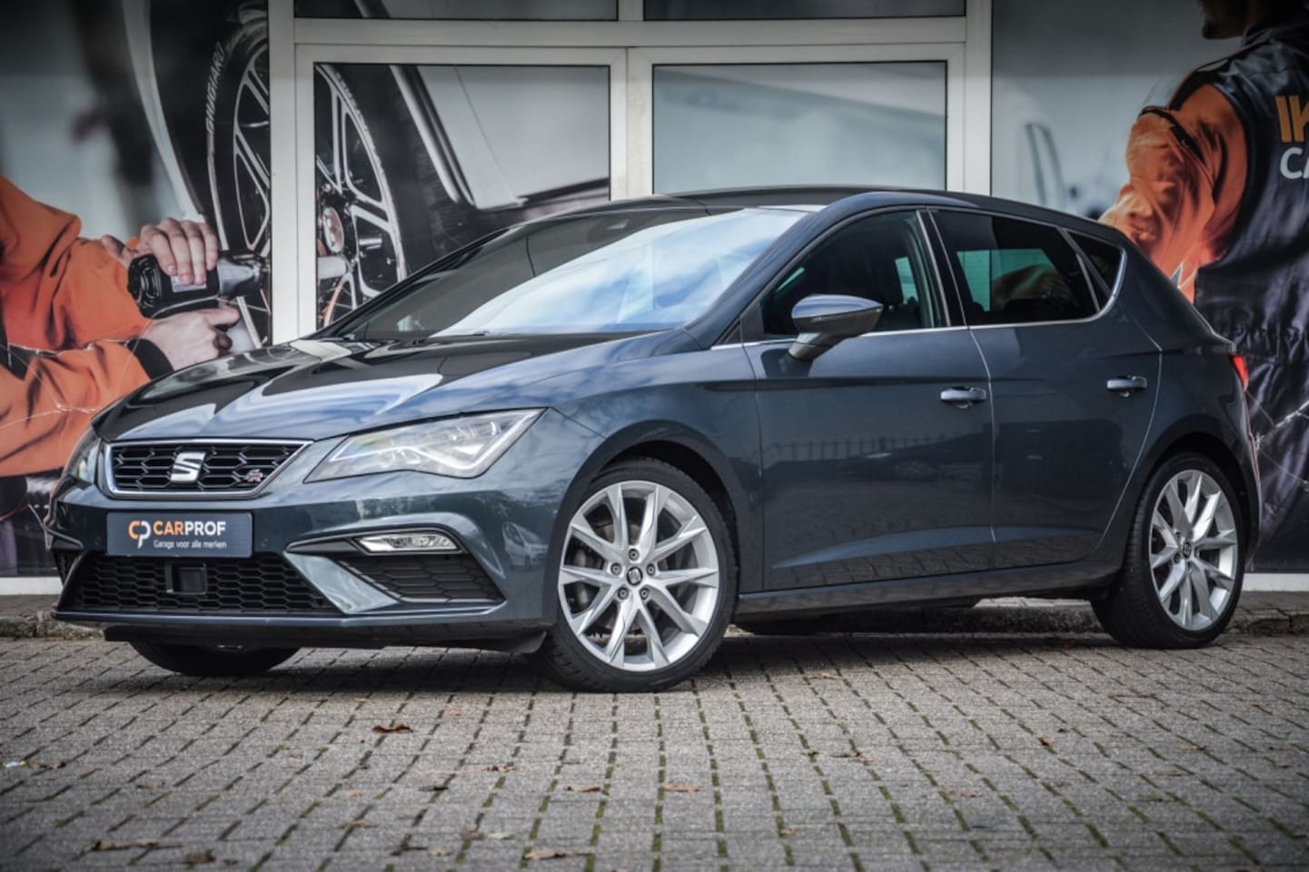 SEAT Leon - 1.5 TSI 110kW/150pk DSG FR Business Intense - AutoWereld.nl