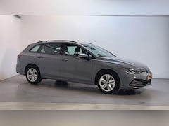 Volkswagen Golf Variant - 1.0 TSI 110pk Golf Trekhaak Parkeersensoren Stoelverwarming