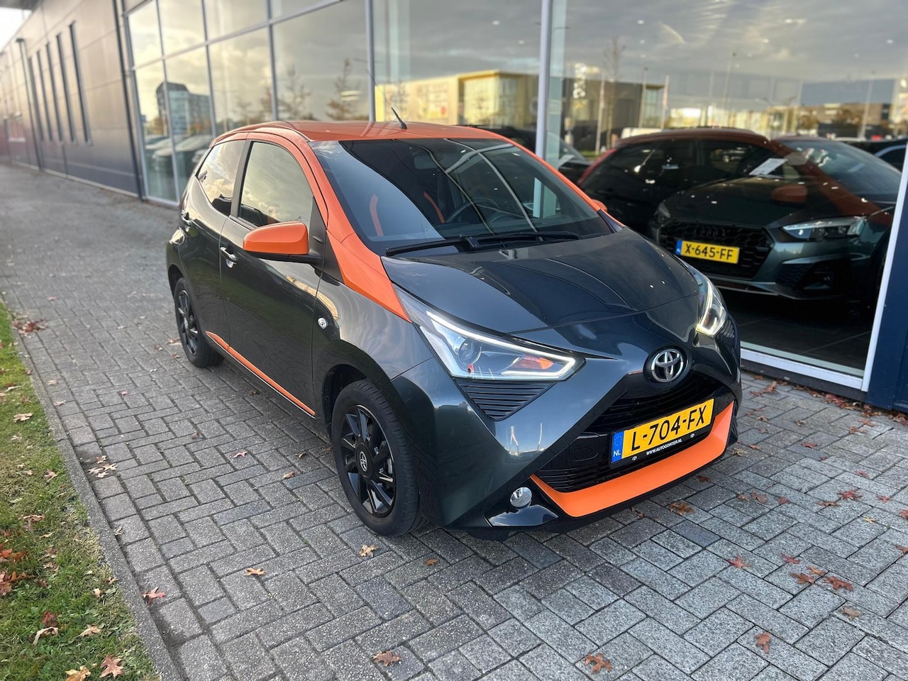 Toyota Aygo - 1.0 VVT-i x-JBL Camera | Cruise - AutoWereld.nl