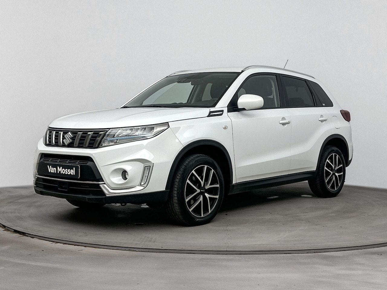 Suzuki Vitara - 1.4 130Pk Select Smart Hybrid | Navigatie Via Apple & Android Carplay | Climate Control | - AutoWereld.nl