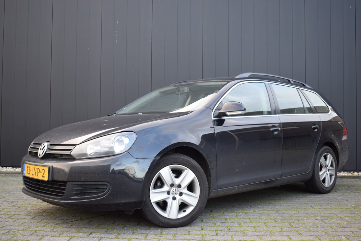 Volkswagen Golf Variant - 1.6 TDi Comfortline BlueMotion ECC | Originele Audio | 16 Inch LMV | Trekhaak - AutoWereld.nl