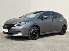 Nissan LEAF - e+ Tekna 59 kWh / SOH 100% / Navigatie / Apple Carplay/Android Auto / Achteruitrijcamera /