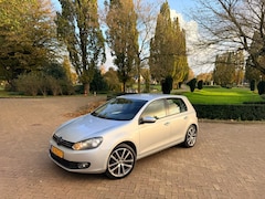 Volkswagen Golf - 1.2 TSI Tour BlueMotion | Airco | PDC | Nw.Ketting
