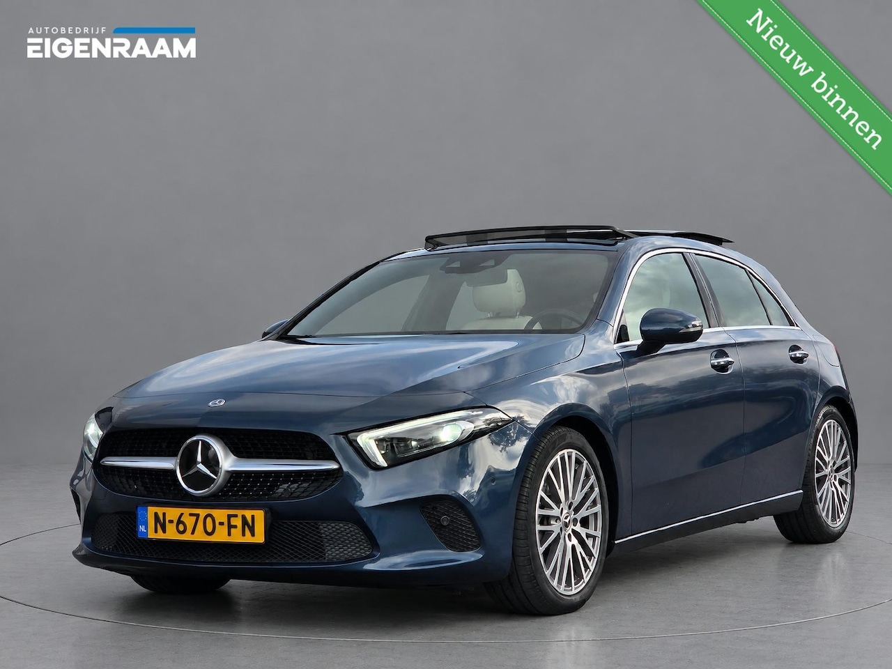 Mercedes-Benz A-klasse - 200 | Pano | Multibeam | Leder | Elektrisch verstelbare stoelen | Camera | Sfeerverlichtin - AutoWereld.nl