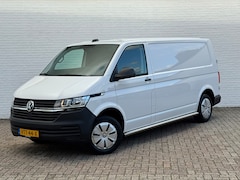 Volkswagen Transporter - 2.0 TDI L2H3 28 Comfortline Carplay Cruise Navigatie Airco Trekhaak 3 Zitplaatsen