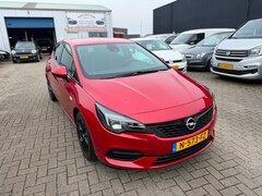 Opel Astra - 1.2 Business Elegance|Tikkend geluid in de motor