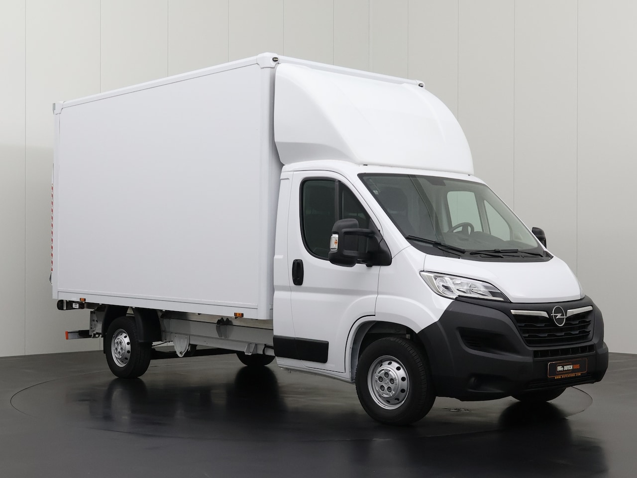 Opel Movano - 2.3CDTi 140PK Bakwagen+Laadklep | Dakspoiler | Multimedia | Airco | Cruise | 3-Zits | Came - AutoWereld.nl