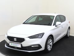 SEAT Leon - 1.0 eTSI Style Business Intense | Achteruitrijcamera | Lane assist | Navigatie | Carplay |
