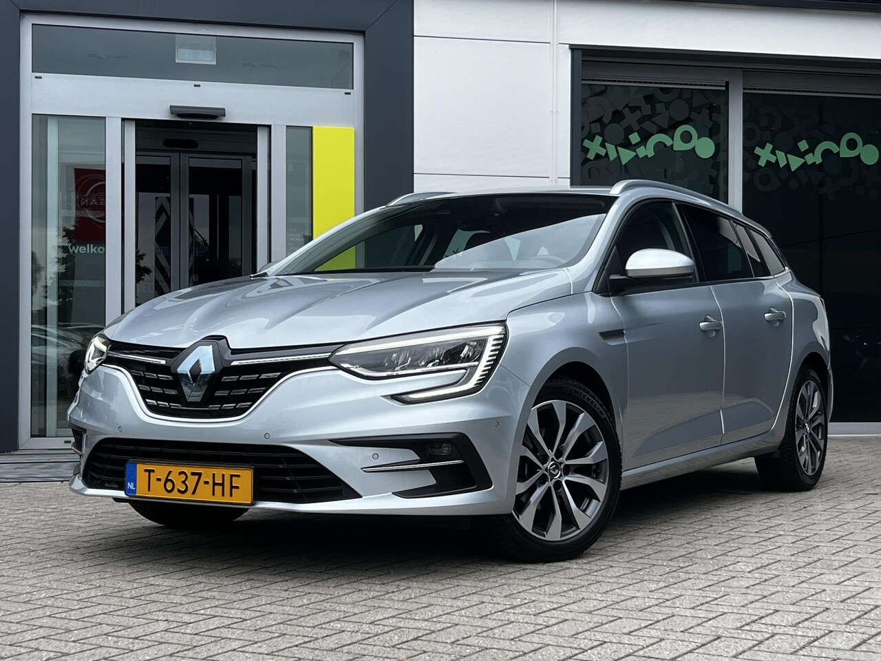 Renault Mégane Estate - 1.3 TCe 140 Techno | Trekhaak | Pack Parking | 4 seizoenen banden | - AutoWereld.nl