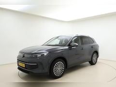 Volkswagen Tiguan - 1.5 eTSI Automaat | Trekhaak | Navigatie | Stoel & Stuurverwarming | Camera | Climate cont